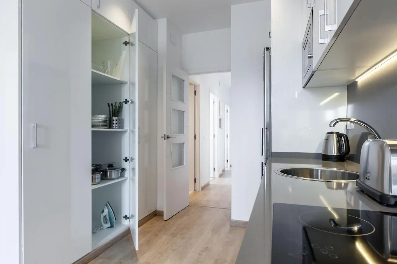 Bright Apartment With Balconies 34 Barcelona Spain