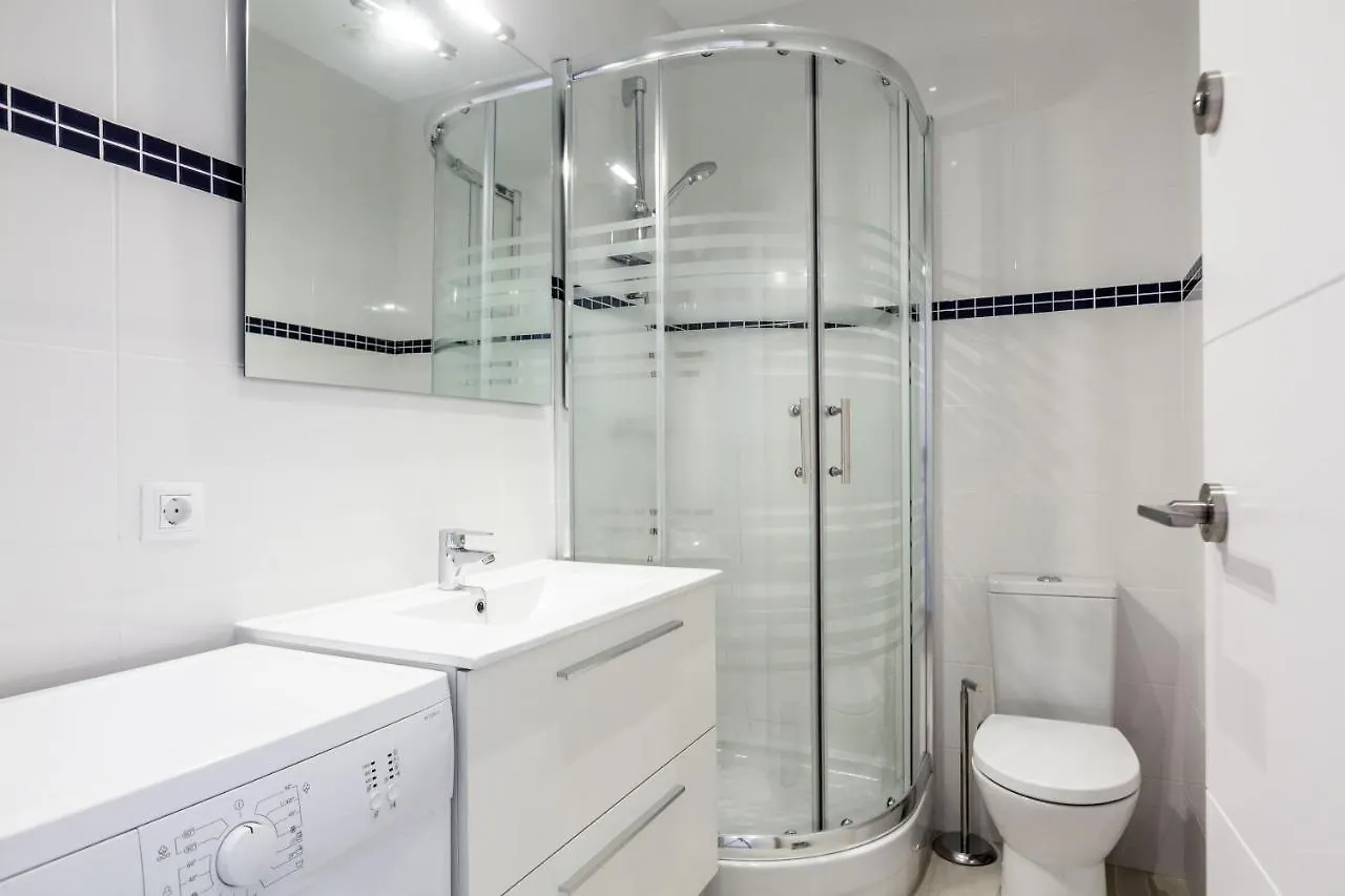 Bright Apartment With Balconies 34 Barcellona