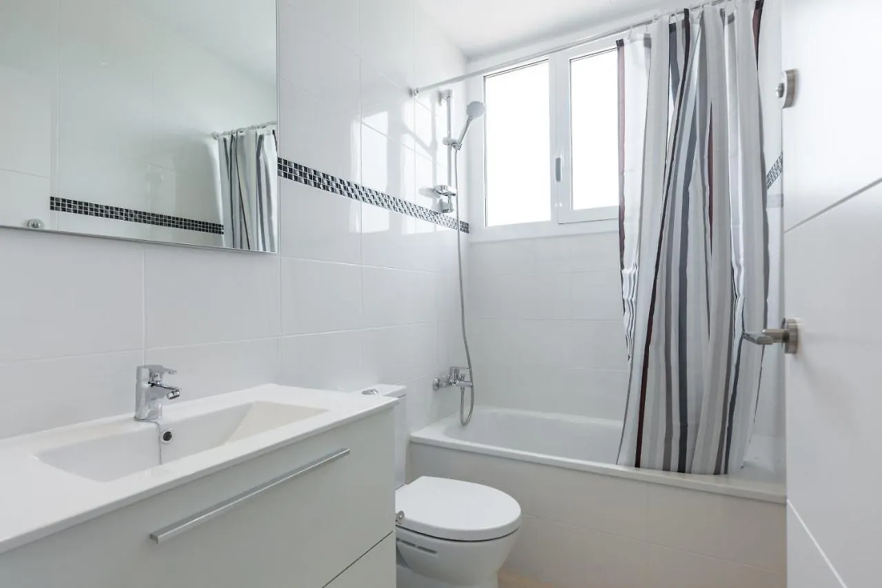 Bright Apartment With Balconies 34 Barcellona