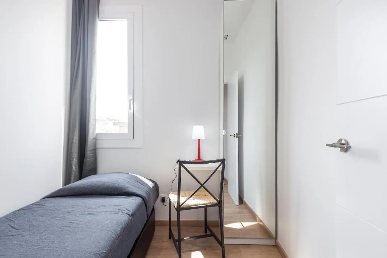 Bright Apartment With Balconies 34 Barcellona